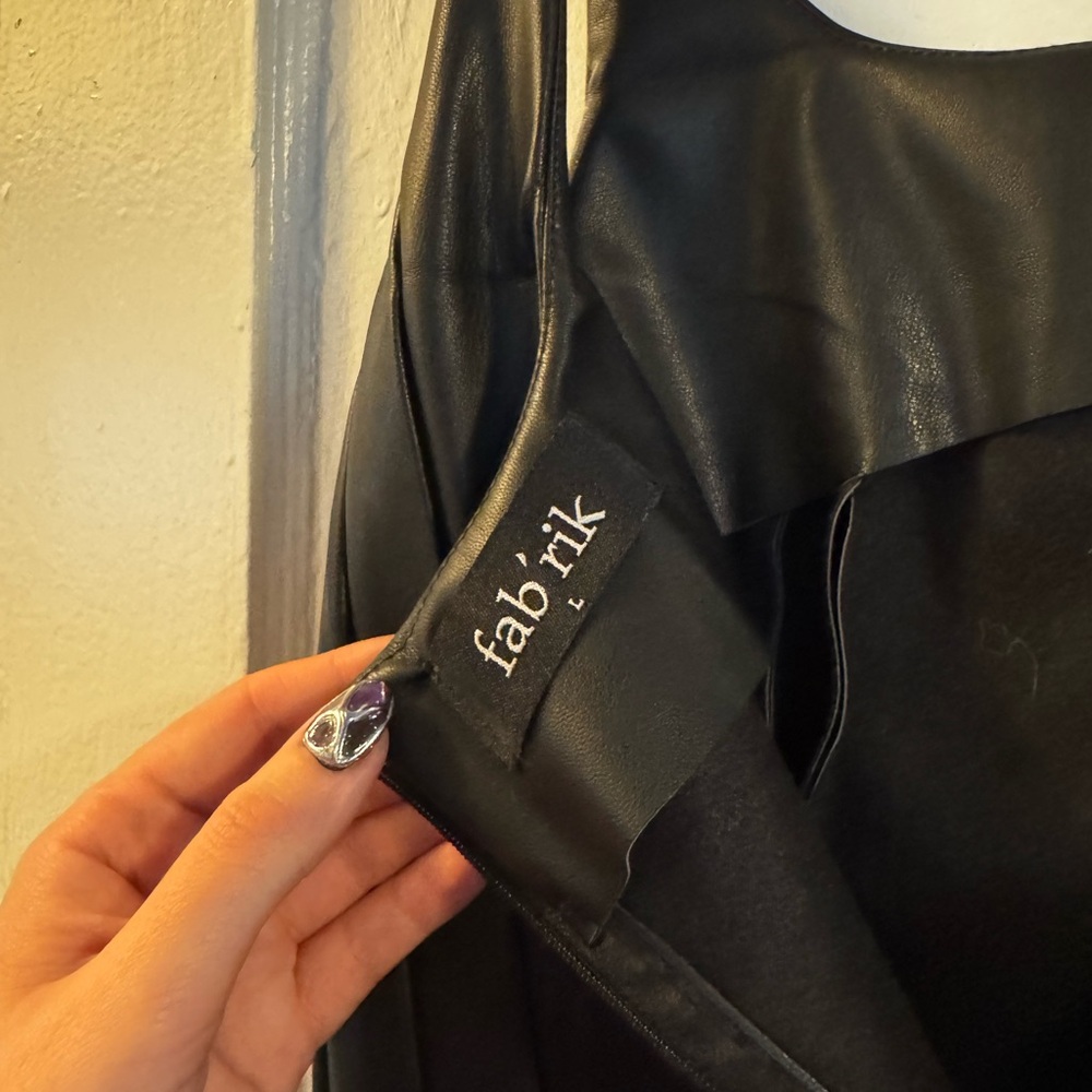 fab'rik Sleek Black Mini Dress - Picture 7 of 7